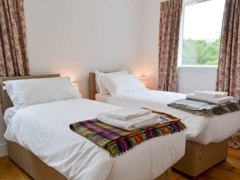 Twin bedroom | Barrach, Lochgilphead