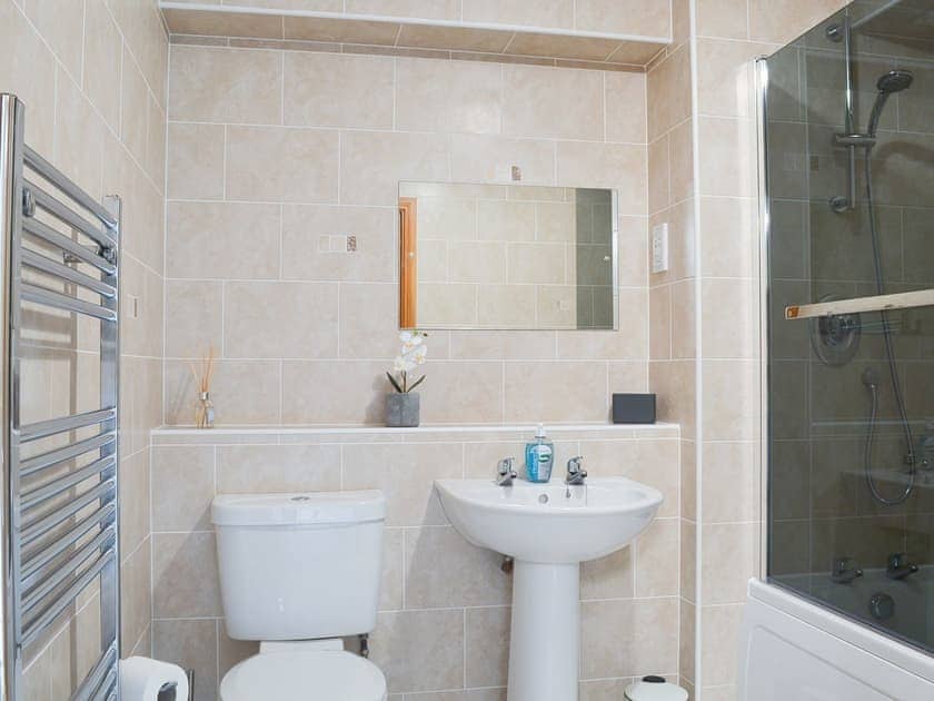 Shower room | Aurora, Lossiemouth