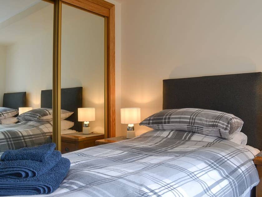 Twin bedroom | Aurora, Lossiemouth