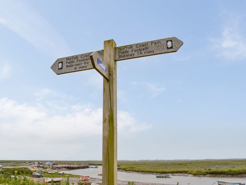 Surrounding area | Gulls Nest, Blakeney