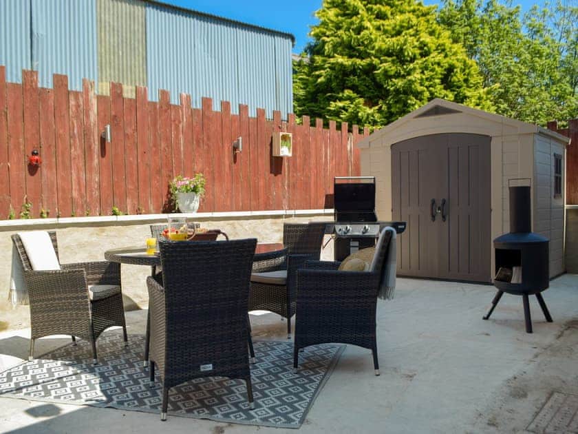 Sitting-out-area | The Old Coach House - Hayscastle Cottages, Hayscastle