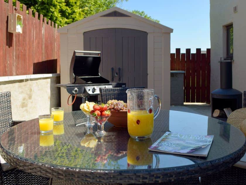 Sitting-out-area | The Old Coach House - Hayscastle Cottages, Hayscastle