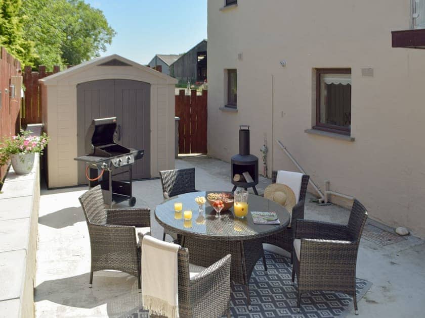 Sitting-out-area | The Old Coach House - Hayscastle Cottages, Hayscastle