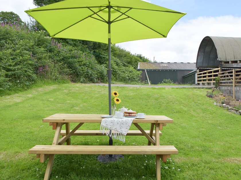 Garden | Typicca Farmhouse, Brechfa