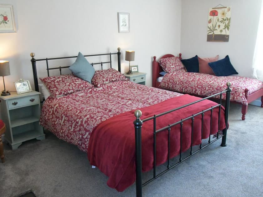 Triple bedroom | Morton Mains Steading Cottage, Thornhill
