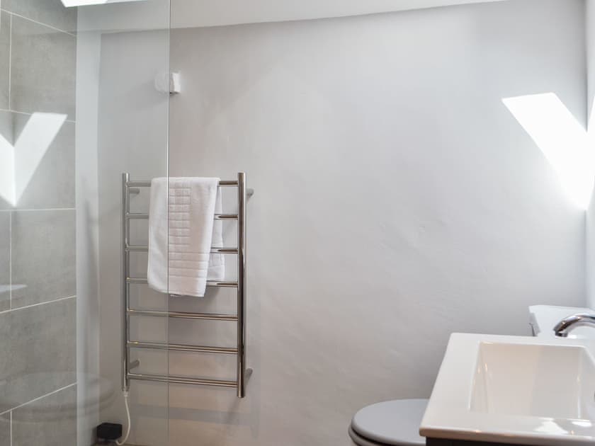 En-suite | Troedyrhiw Isaf, Tregaron