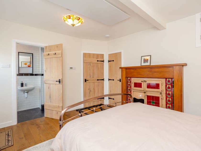 Ground floor double bedroom | Woodford, Boat of Garten, near Aviemore