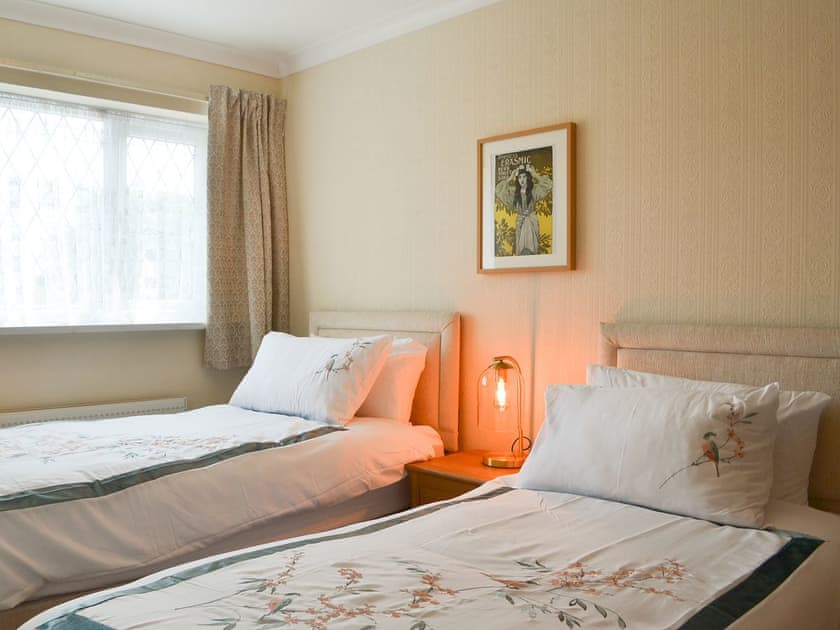 Twin bedroom | Jackdaw House, Bridlington
