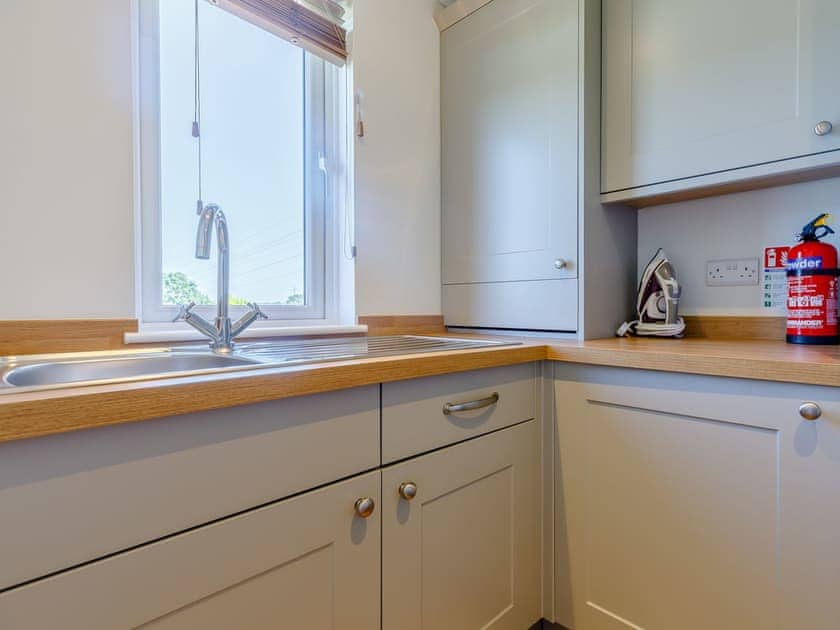 Utility room | Nanny Goat Lodge - Chadwick Bank Holiday Lodges, Chadwick, near Worcester