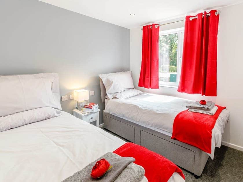 Twin bedroom | Hill Crest Lodges- Hill Crest Lodge 2 - Hill Crest Lodges, Hemswell, near Market Rasen