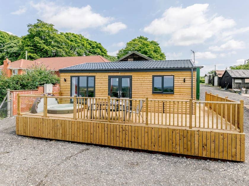 Exterior | Hill Crest Lodges- Hill Crest Lodge 2 - Hill Crest Lodges, Hemswell, near Market Rasen
