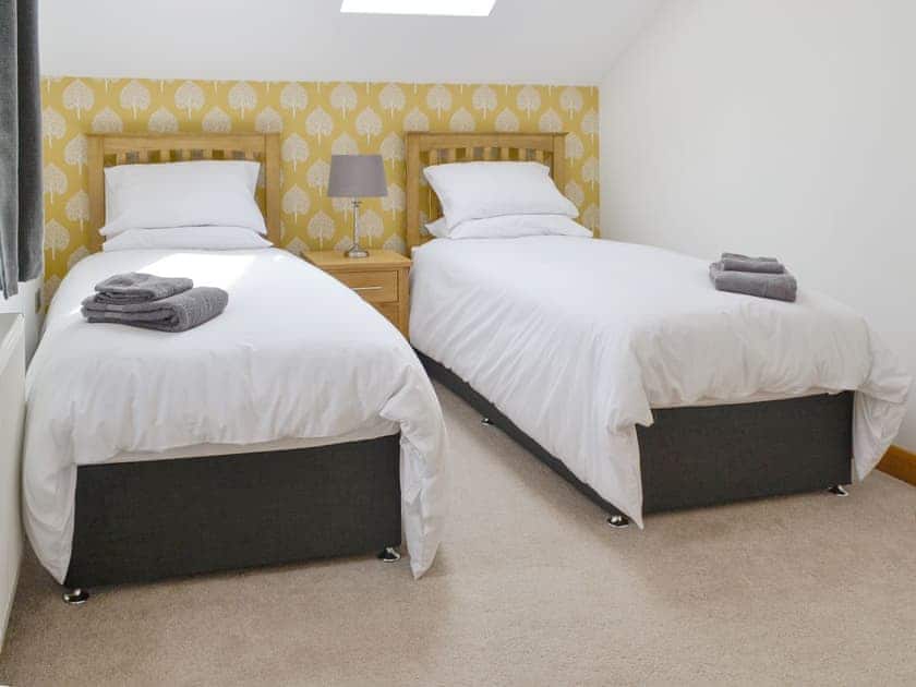 Twin bedroom | Gin Case, Gin Case