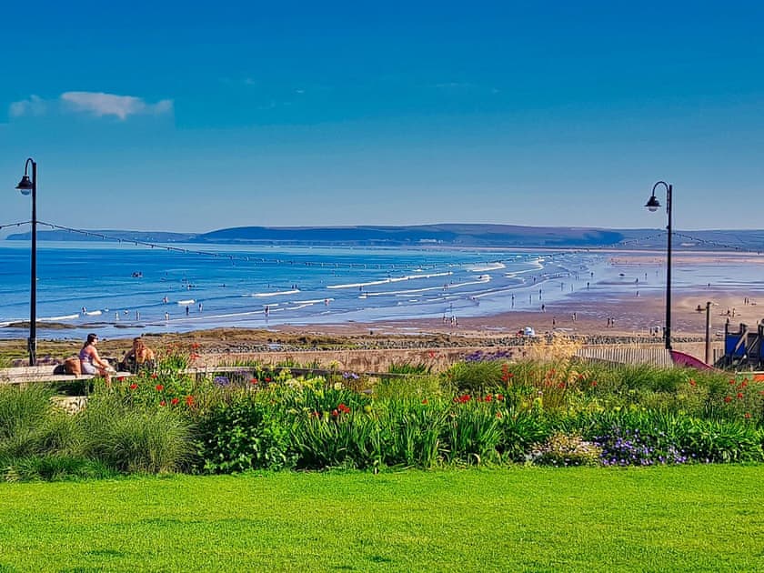 Surrounding area | Ocean Escape, Westward Ho!