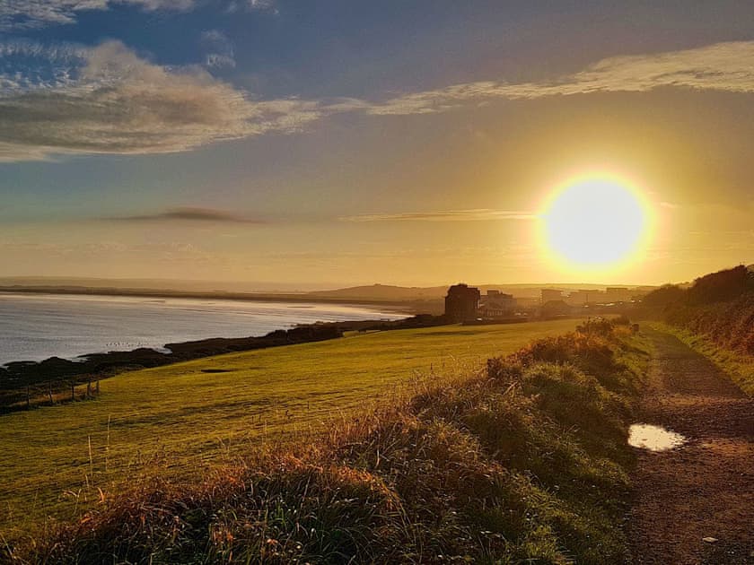 Surrounding area | Ocean Escape, Westward Ho!
