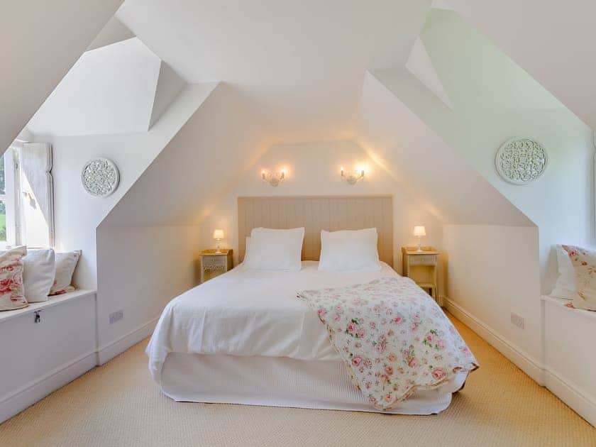 Double bedroom | Poppy’s Cottage, Faversham