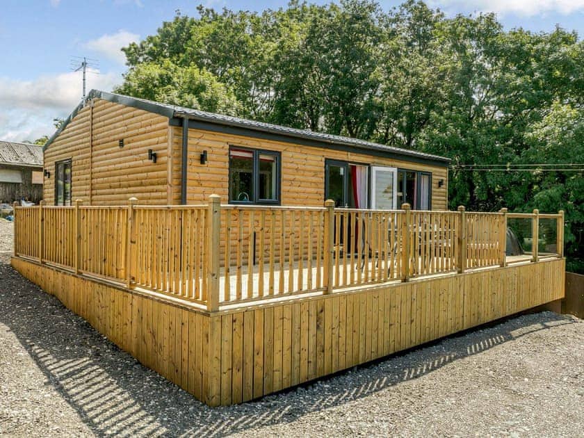Exterior | Hill Crest Lodges- Hill Crest Lodge 1 - Hill Crest Lodges, Hemswell, near Market Rasen