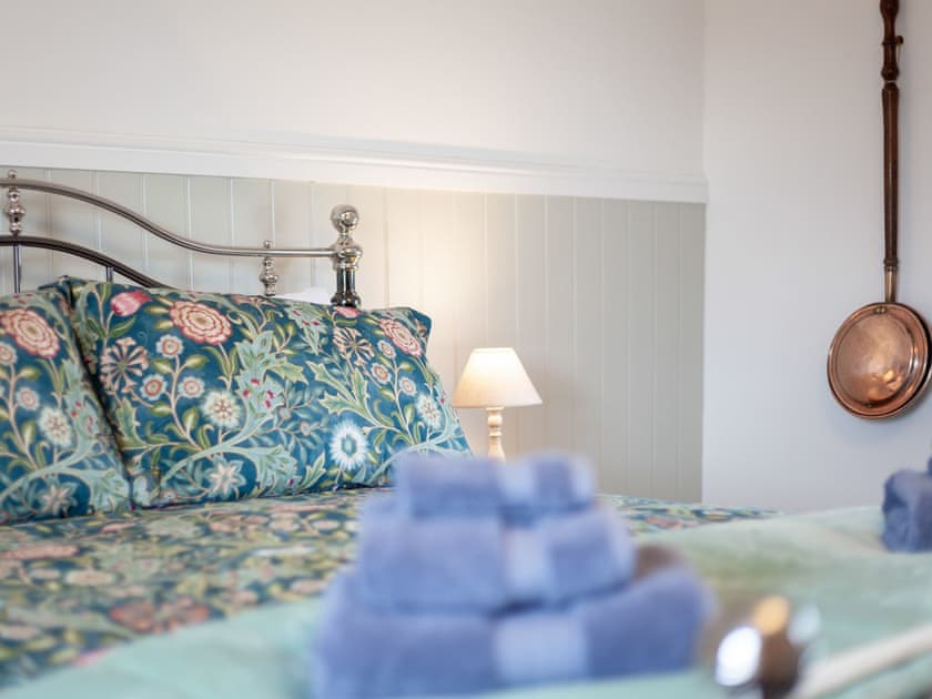 Double bedroom | Flossy’s House - Wandon Farm Cottages, Chatton, near Wooler
