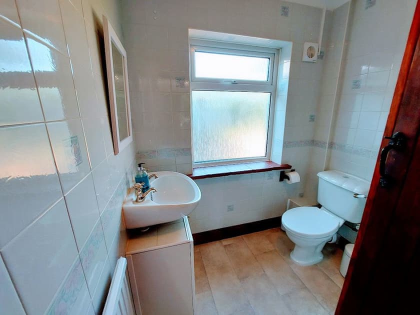 Shower room | Beachwood, Elmer, near Bognor Regis