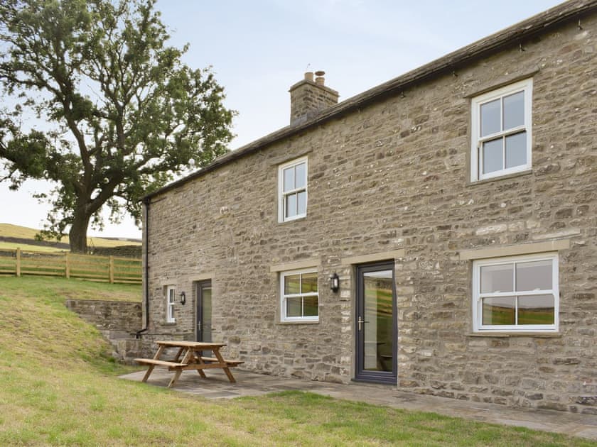 Exterior | Deer Park - Deer Park Holiday Lets, Harkerside, near Grinton