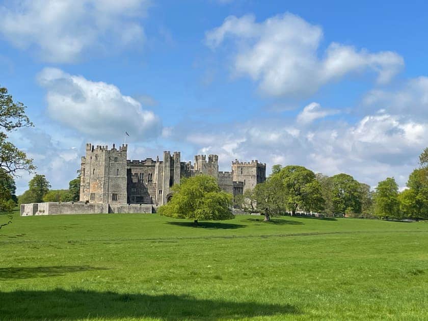 Awesome Raby Castle 20 mins from Cottage Surrounding area  | Glen Cottage, Mickleton, near Barnard Castle