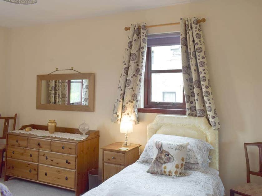 Family bedroom | Cluniter Cottage, Innellan Dunoon