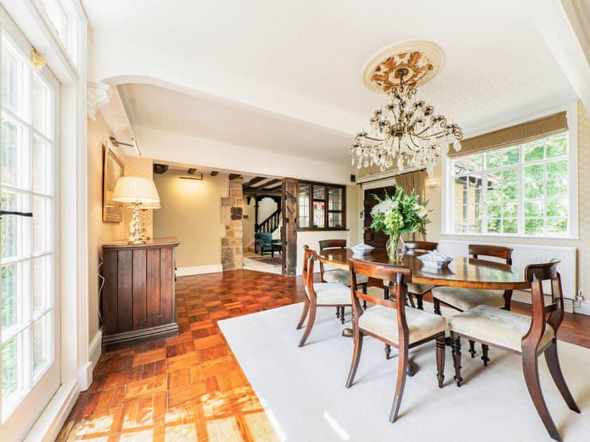 Dining room | Pinley Hill House, Hatton near Warwick