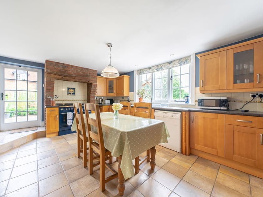 Kitchen/diner | Pinley Hill House, Hatton near Warwick
