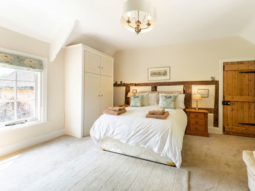 Double bedroom | Pinley Hill House, Hatton near Warwick