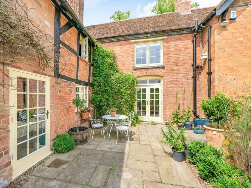 Patio | Pinley Hill House, Hatton near Warwick