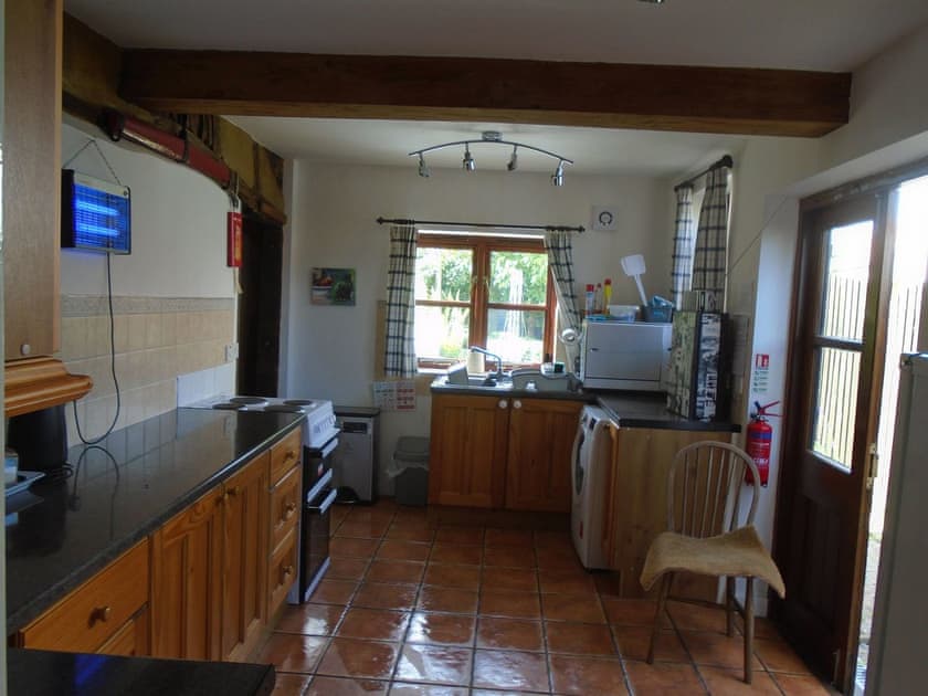 Kitchen | Whipple Tree Cottage, Cratfield, Halesworth