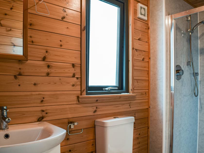 Shower room | The Lodge, Drayton