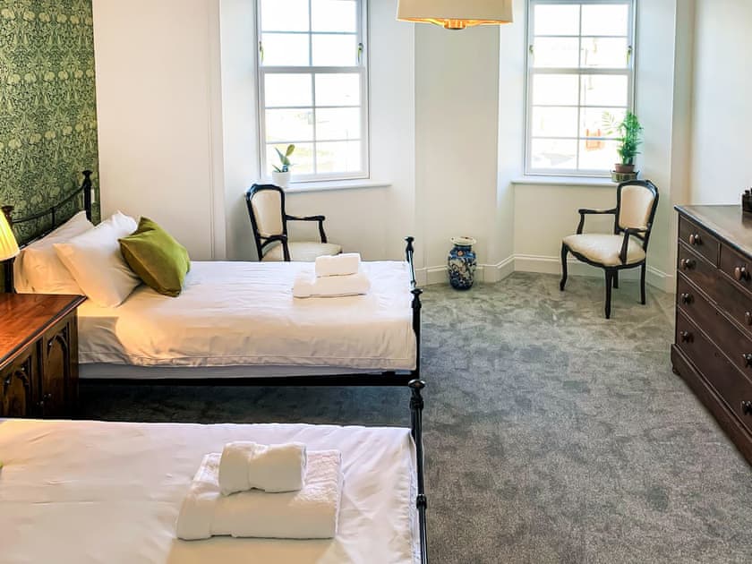Twin bedroom | The Legion, St Margaret’s Hope