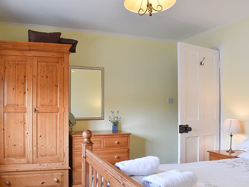Double bedroom | Upper Sycamore Cottage - Sycamore Cottages, Ambleside