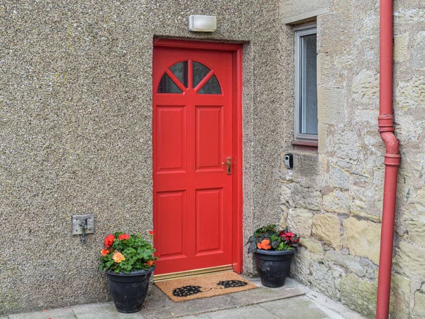 Exterior | The End Hoose, Duns