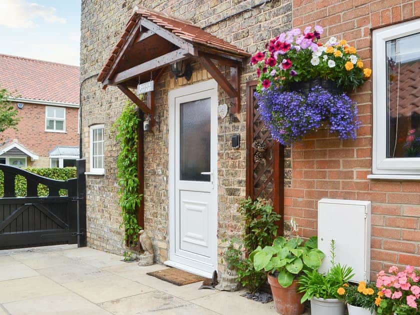 Exterior | Benny’s Cottage, North Cave