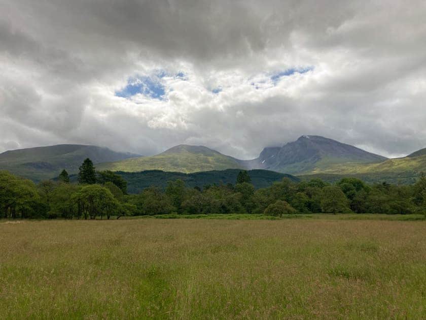 Surrounding area | Sonas, Torlundy