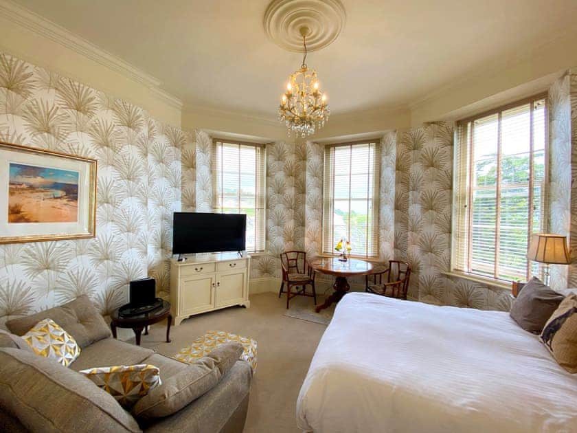 Studio/bedroom area  | Apartment 7, Barrington Road, Torquay 