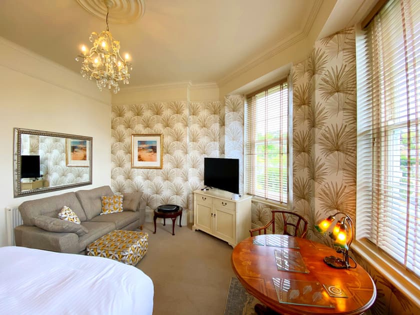 Studio/bedroom area  | Apartment 7, Barrington Road, Torquay 