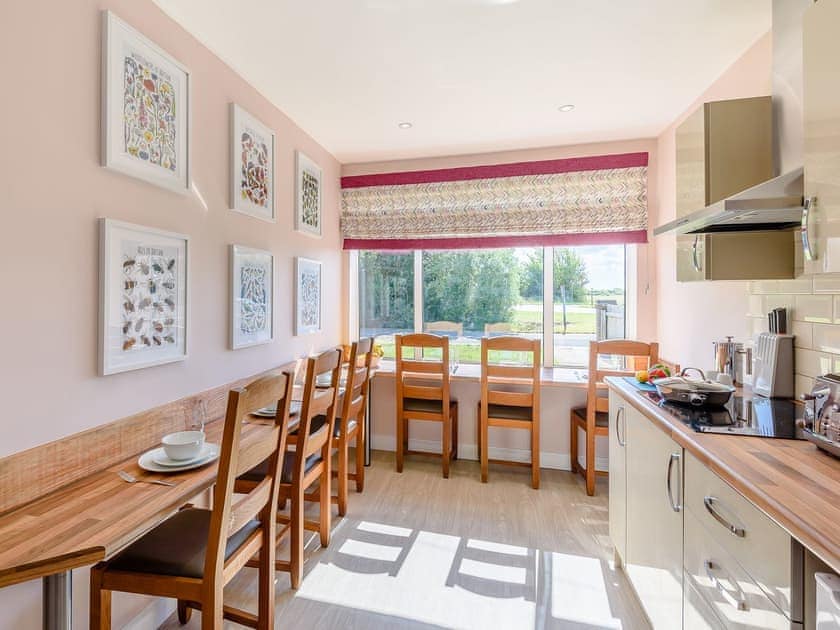 Kitchen/diner | Harebell Cottage, Addlethorpe, near Skegness