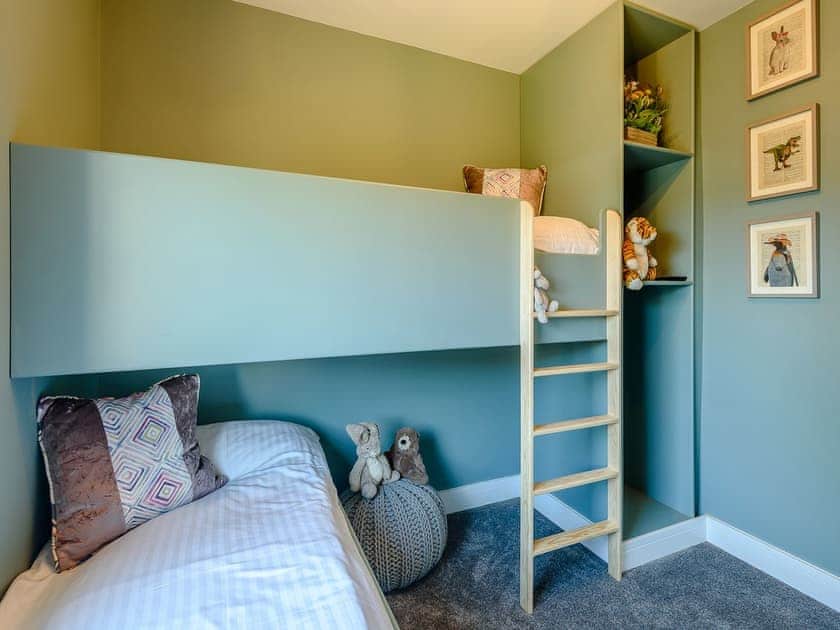 Bunk bedroom | Harebell Cottage, Addlethorpe, near Skegness