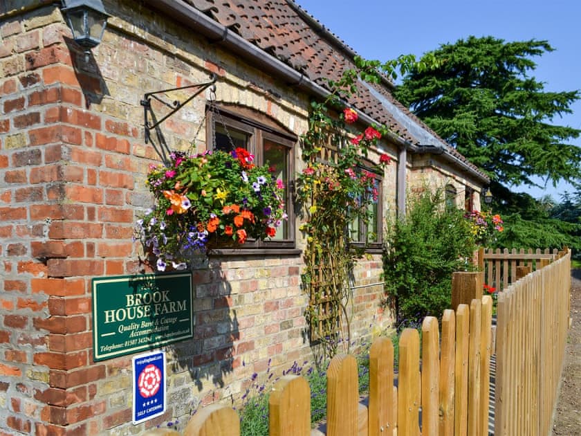 Exterior | Brook House Farm Cottage, Scamblesby, near Louth