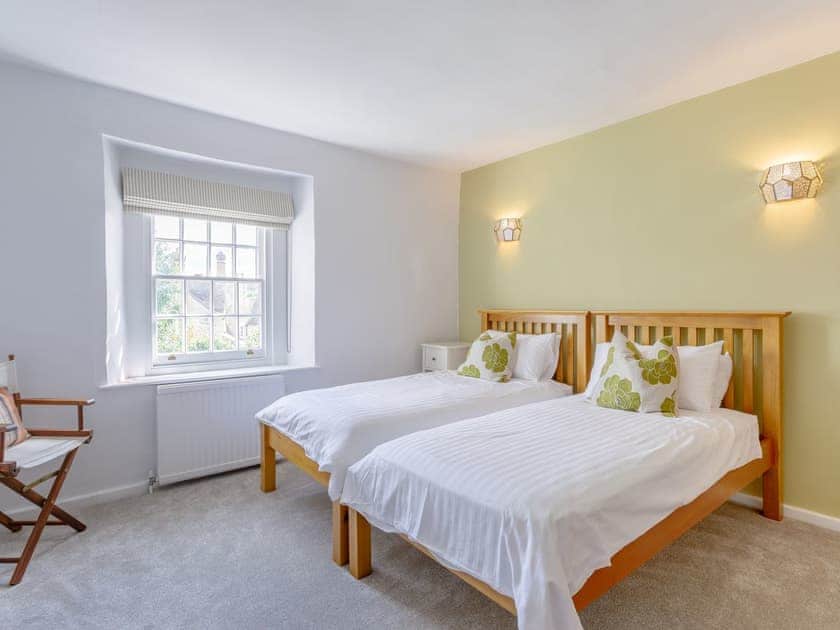 Twin bedroom | Middle Cottage, Easton on the Hill, Stamford