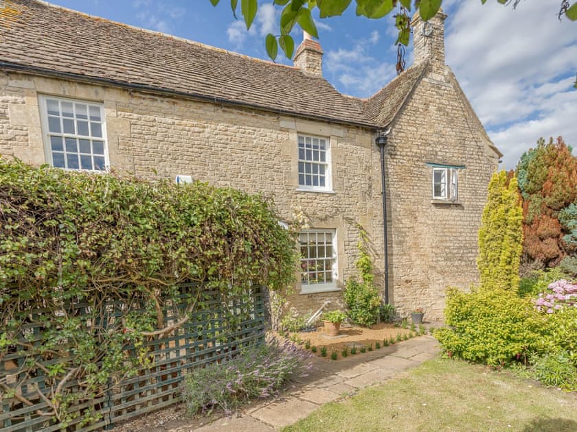 Exterior | Middle Cottage, Easton on the Hill, Stamford