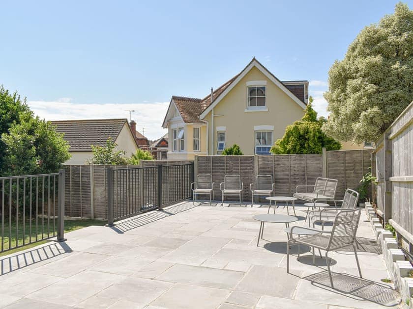 Outdoor area | Cliff House, Swanage