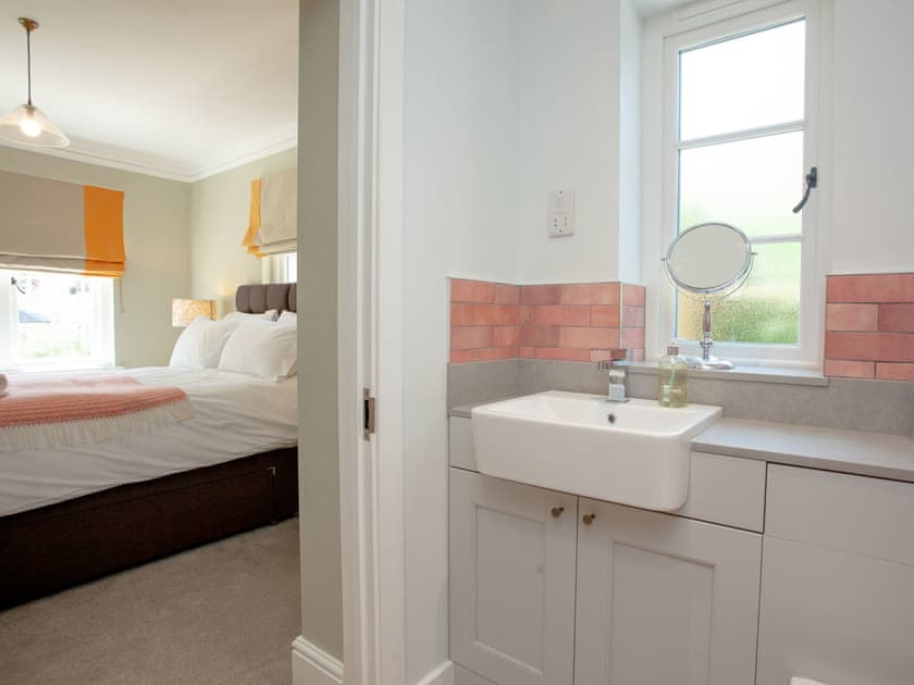 En-suite | The Pink House, Branscombe