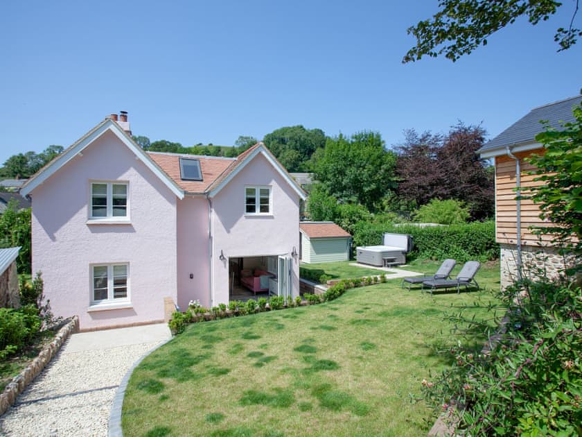 Garden | The Pink House, Branscombe