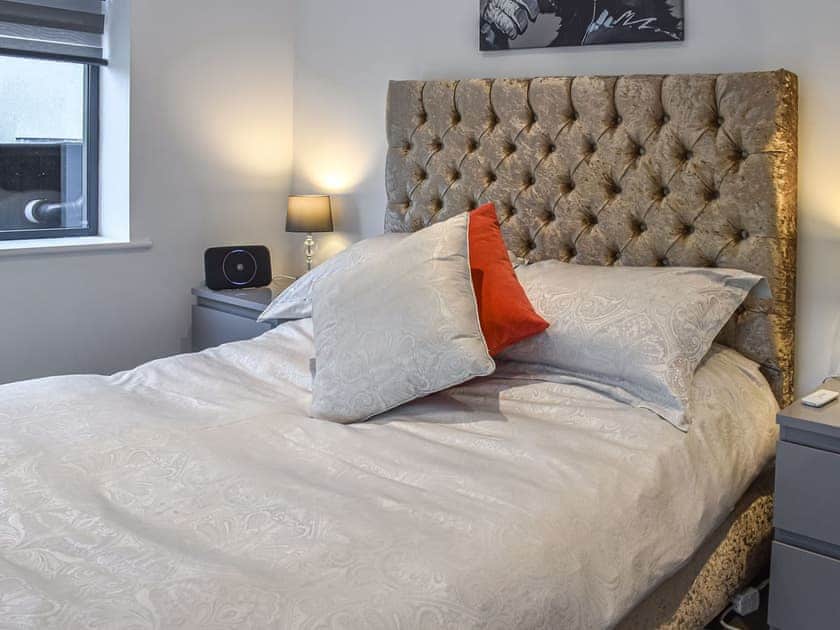 Double bedroom | Lake View, Rudyard Lake