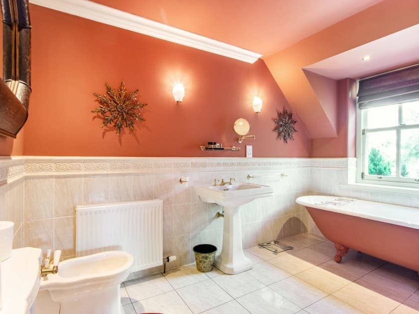 Bathroom | Lawburn House, Auchterarder