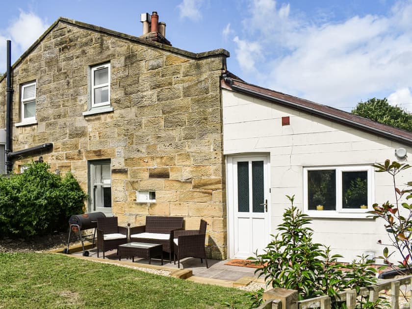 Exterior | Chapel Cottage, Fylingthorpe