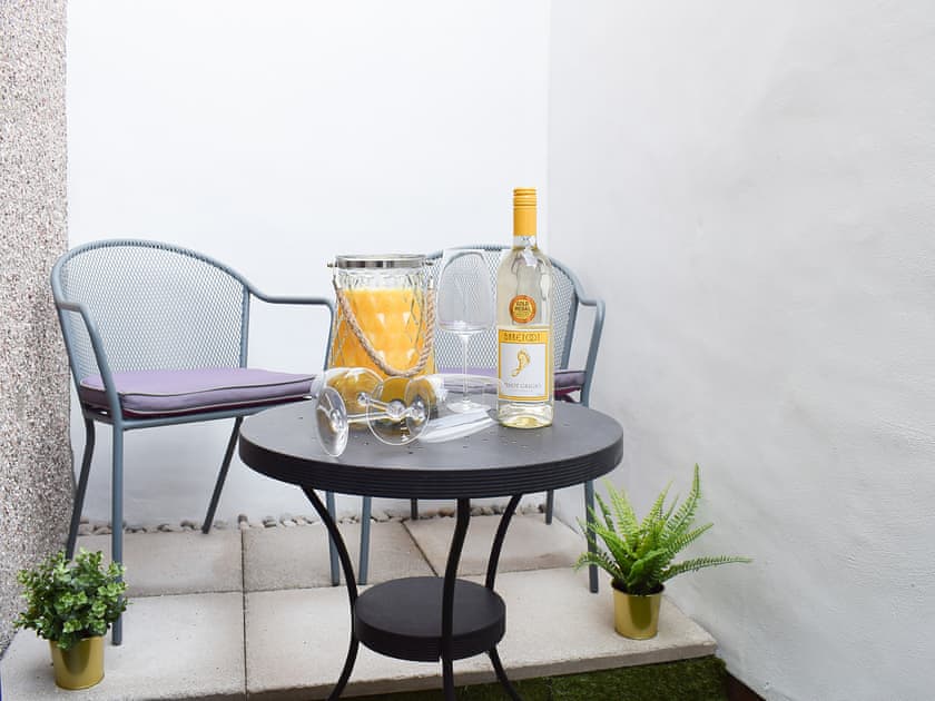 Sitting-out-area | Wayside, Amble, near Warkworth